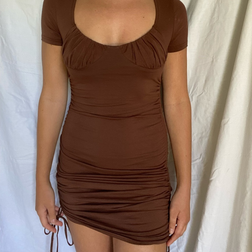 Brown dress